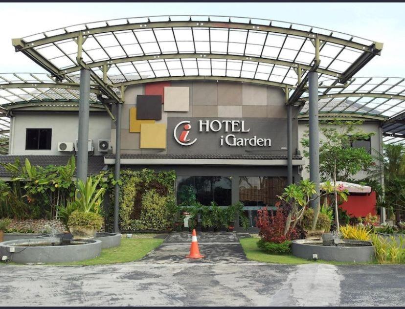 I Garden Hotel イポー エクステリア 写真